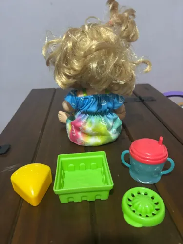 Boneca baby alive hora do suco loira