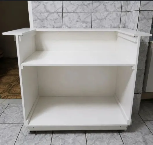 Balcão para lojas desmontável 