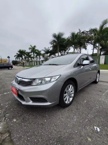 Honda Civic Sedan LXS 1.8/1.8 Flex 16V Aut. 4P 2014