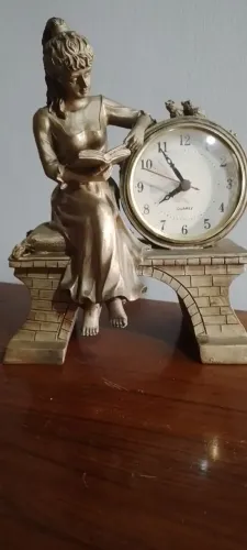 Relógio vintage lindíssimo 