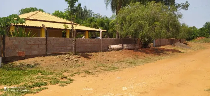 Chacara - Casa Amarela - 350,00 reais 