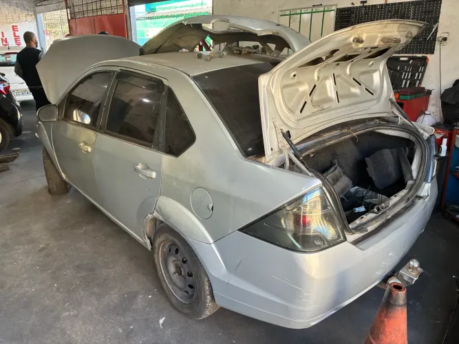 Ford Fiesta Sed. 1.6 8V Flex 4P 2013