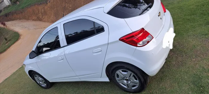 Chevrolet Onix Hatch LT 1.0 8V Flex Power Mec. 4P 2015