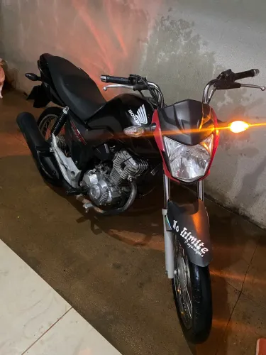 160 morrendo na mão