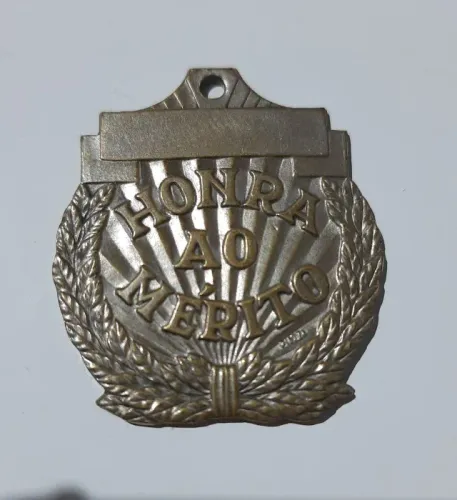 Medalha de Honra ao Mérito antiga anos 60 Piazza
