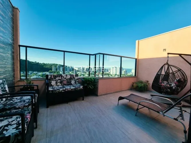 [TEMPORADA] - Um sobrado triplex completo, mobiliado, ideal para quem busca espaço, confor