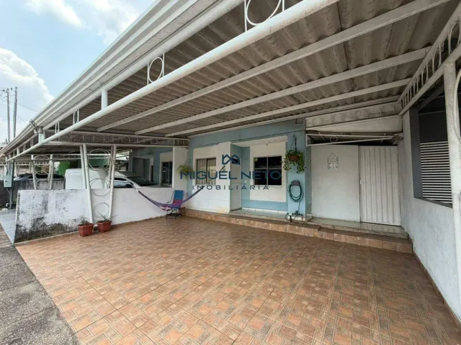 Casa no Condomínio Angélica - Bairro Novo