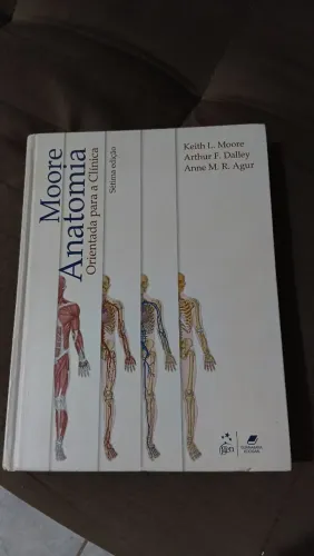 Livro de anatomia semi novo