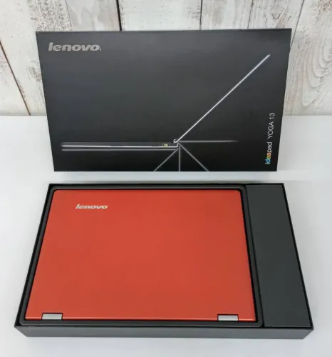 Lenovo ULTRABOOK 13  Ideapad YOGA13  VIRA TABLET CPU intel-i7 8gb RAM  SSD 128G Win 10