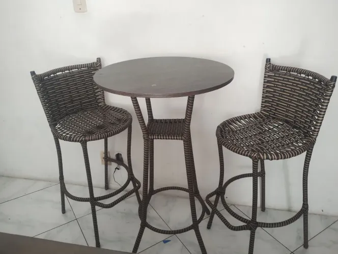 Kit mesa e 2 cadeiras