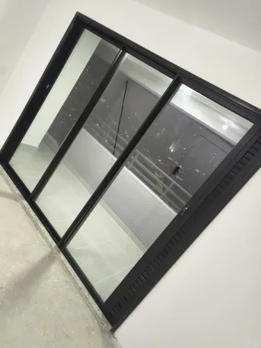 Porta Balcão de 3 Folhas