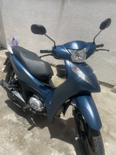 Biz 2026 Azul pra vender rápido 17.999 obs: moto toda ok, só transferir!