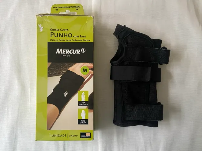 Órtese Curta para Punho com Tala Anatômica - Mercur