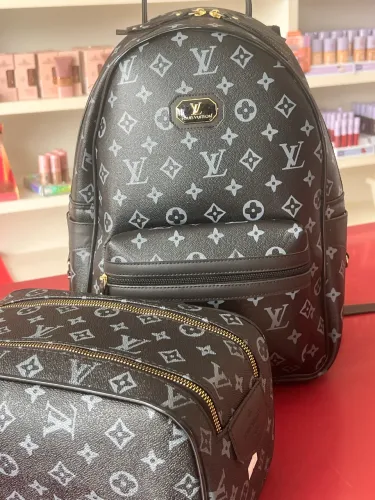 Kit mochila + Necessaire