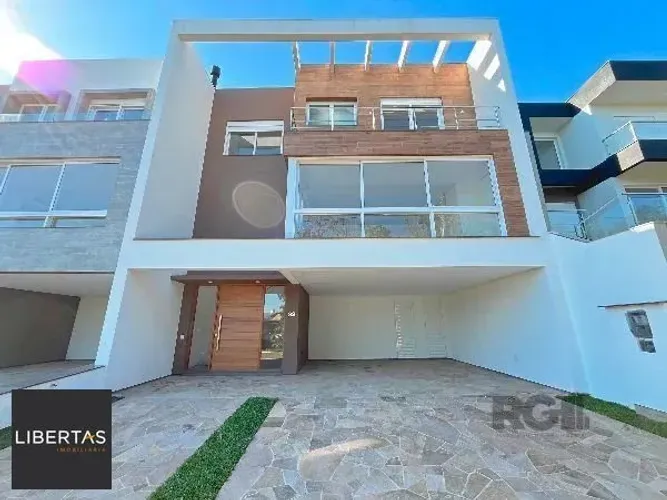 Casa Condominio em Porto Alegre, no bairro Hípica, com 3 dormitório(s), e 3 banh