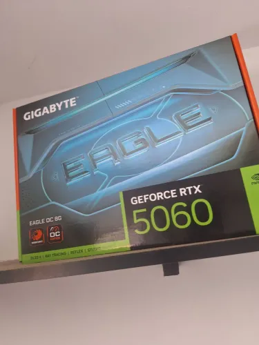 RTX 5060 8GB