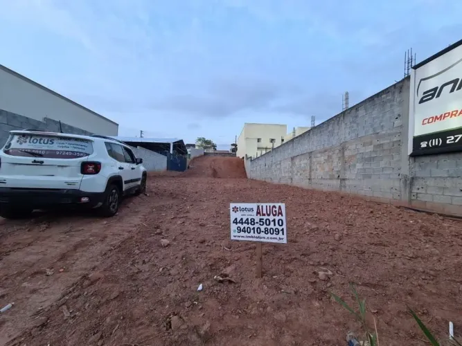 Ótimo Terreno para Locação na Avenida Tenente Marques