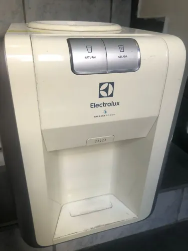 Vendo bebedouro Electrolux 