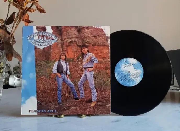 lp vinil - chitãozinho e xororó - planeta azul - com encarte