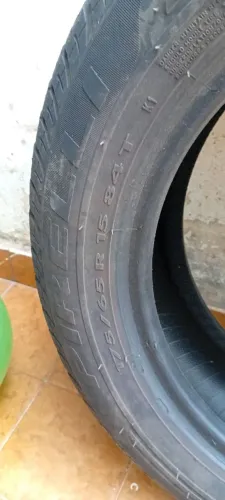 Pneu Pirelli aro 15