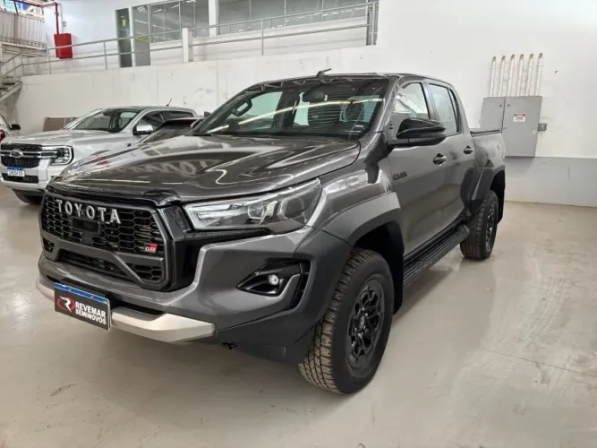 Toyota Hilux CD Gr-s 4X4 2.8 TDI Dies. Aut. 2024