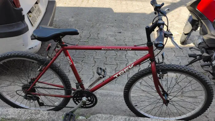 BICICLETA ARO 26 TREK
