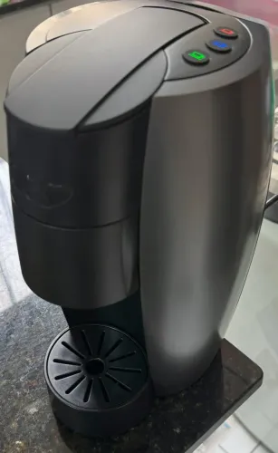 Cafeteira Cápsulas Tres Corações Lov Automática Preta c/ Grafite 110v