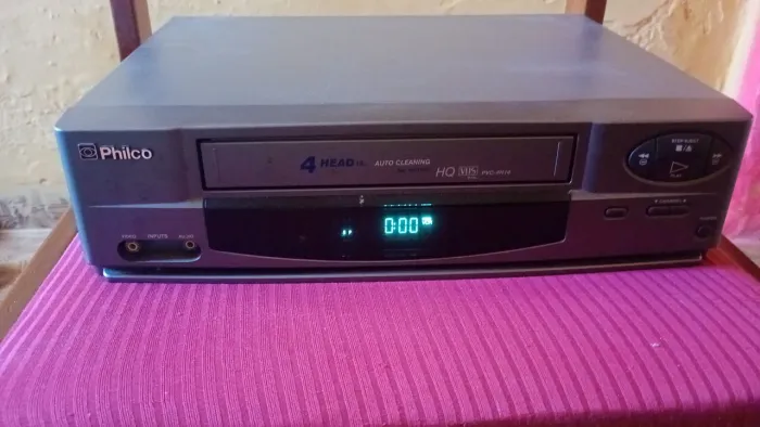 Vídeo Cassete K-7 Philco 4 Cabeças Único dono 