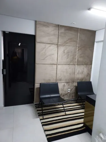 Alugo sala comercial em Boa viagem.