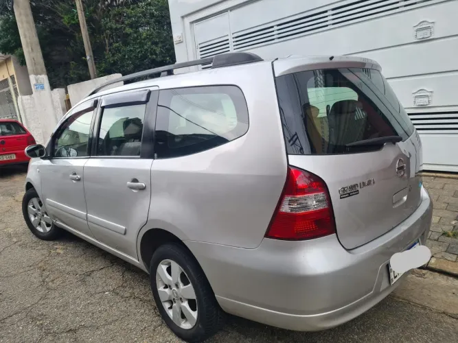 Nissan Livina Grand 1.8 16V Flex Fuel Aut. 2010