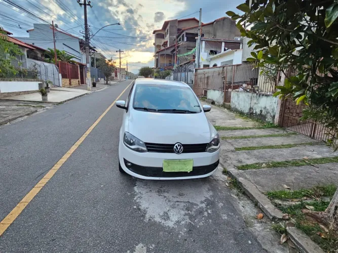 Volkswagen Fox Prime/higli. 1.6 Total Flex 8V 5P 2013
