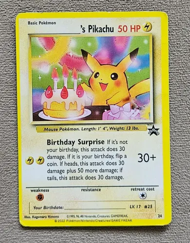 Carta Pokémon Pikachu Ed. Comemorativa 2022