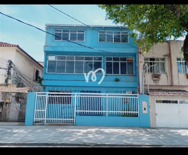 Prédio comercial em Bonsucesso