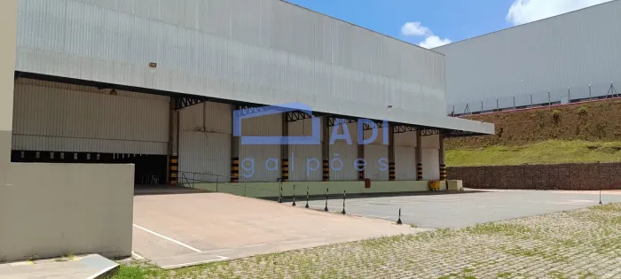 Galpão 11000 m² - Terreno 19000 m² - Jandira/Castello Branco