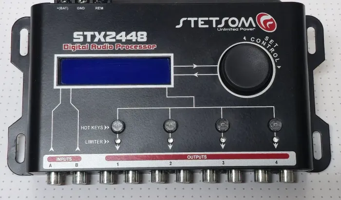 Processador crossover digital Stetsom STX 2448