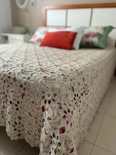 Colcha de Crochê Irlandês com Rosas 3D