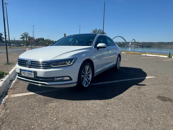Volkswagen Passat Highline 2.0 TSI 220cv Tip. 2019