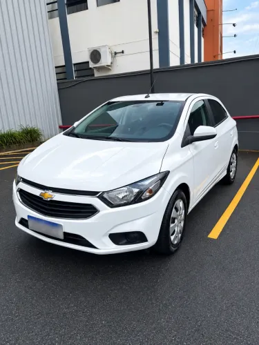 Chevrolet Onix Hatch LT 1.4 8V Flex Mec. 4P 2018