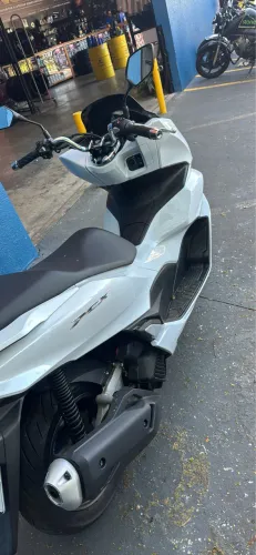 Vende-se ou troco
