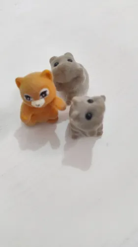 Miniaturas Kinder ovo.
