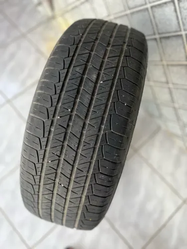 Pneu 215/60 17