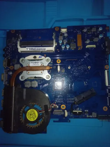 Placa mãe Jinmao-L REV 1.5 para Samsung RV 411 + Cooler + i3-380M 2.5 GHz - LEIA O ANÚNCIO