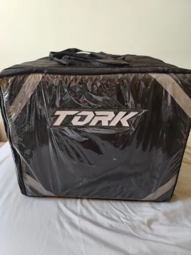 Vendo bag - preta, nova e nunca usada!
