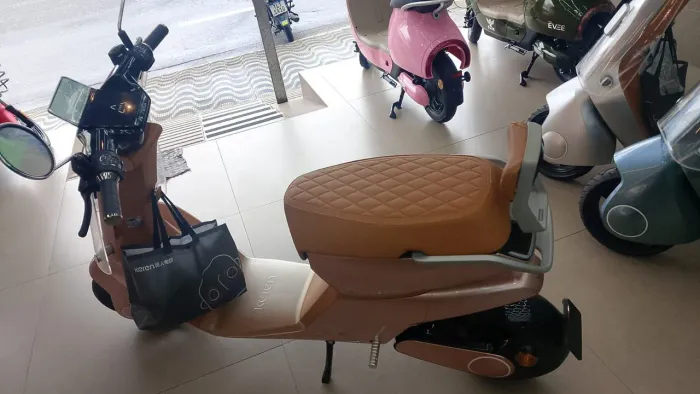 Scooter elétrica Evee Keren Lux
