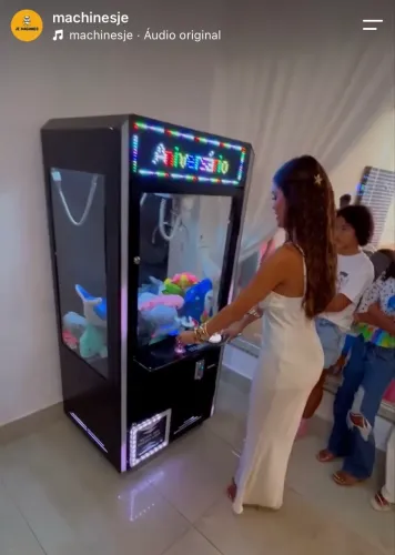 Vendo Maquina de PELUCIAS
