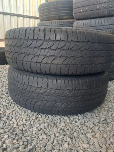 Par de pneus 215 65 16 michelin
