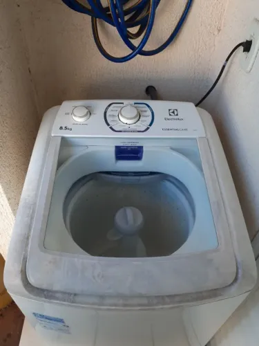 Maquina de lavar roupas Electrolux 8,5kg LES09 Essential Care