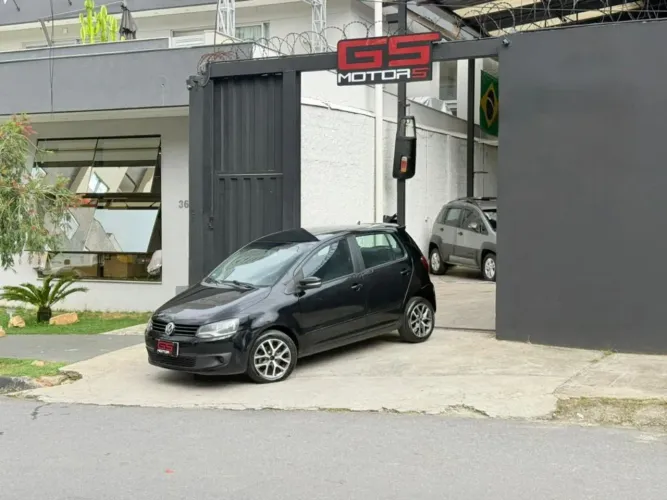 Volkswagen Fox 1.6 MI Total Flex 8V 5P 2013