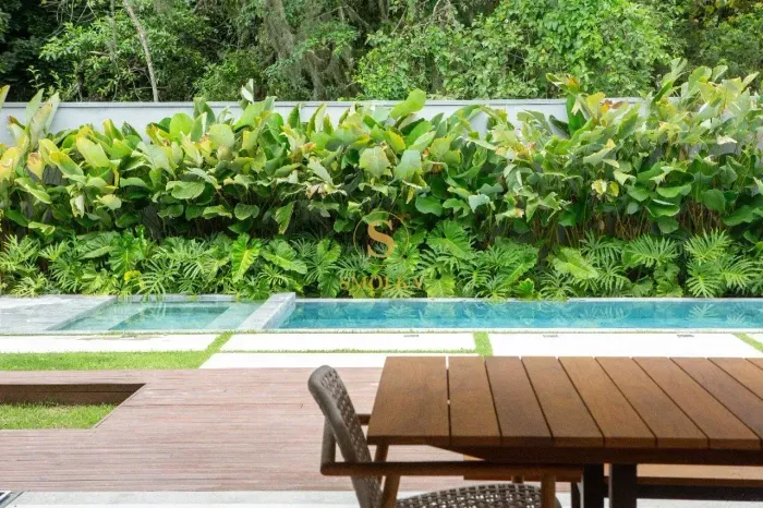 Casa em Condominio Fechado para venda com 4 dormitórios em Canasvieiras - Florianópolis - 