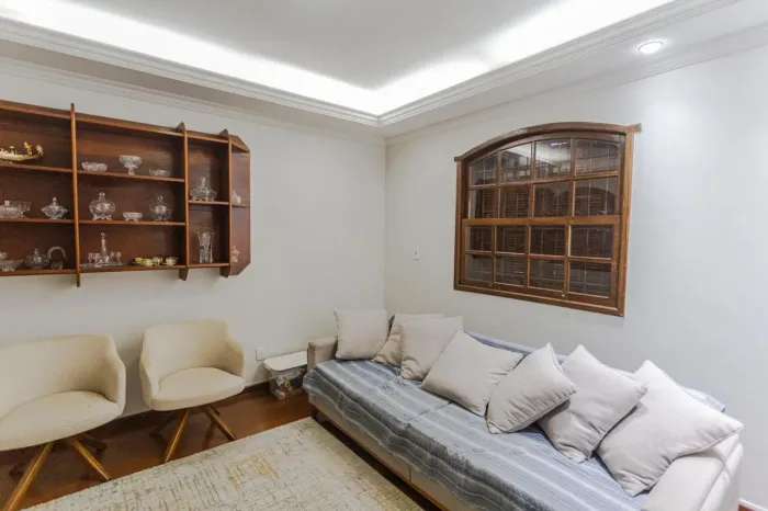 Casa à Venda - Santa Cruz, 5 Quartos, 359 m2
